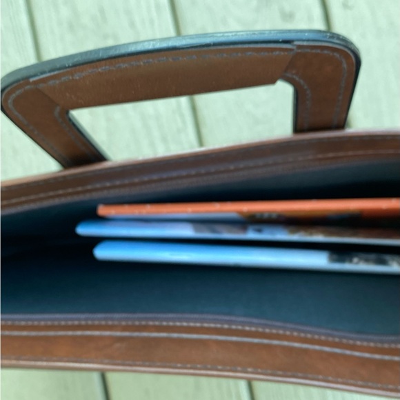 VINTAGE Unisex vegan brown leather portfolio , Size: 17”W x 12”H x 3”D - Picture 11 of 14